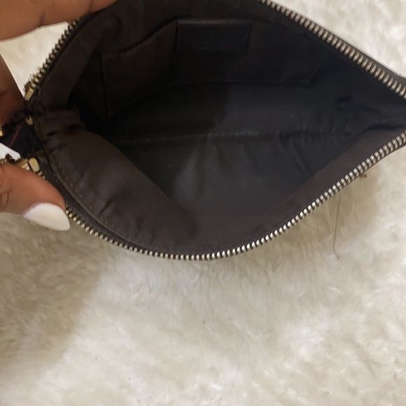 Authentic Gucci Wristlet - Picture 8 of 10